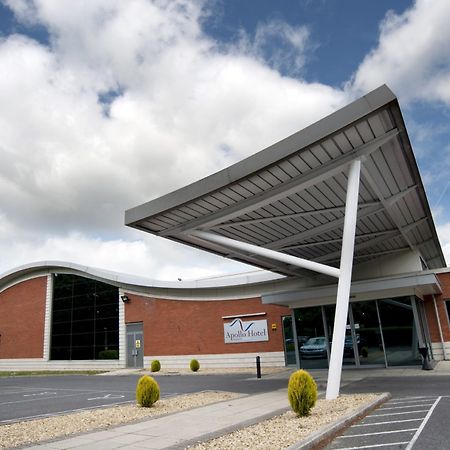 Apollo Hotel Basingstoke Exterior photo